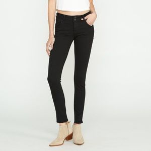 ALL JEANS DISCOUNTED!- Hudson $195 Women’s Black Skinny Jeans